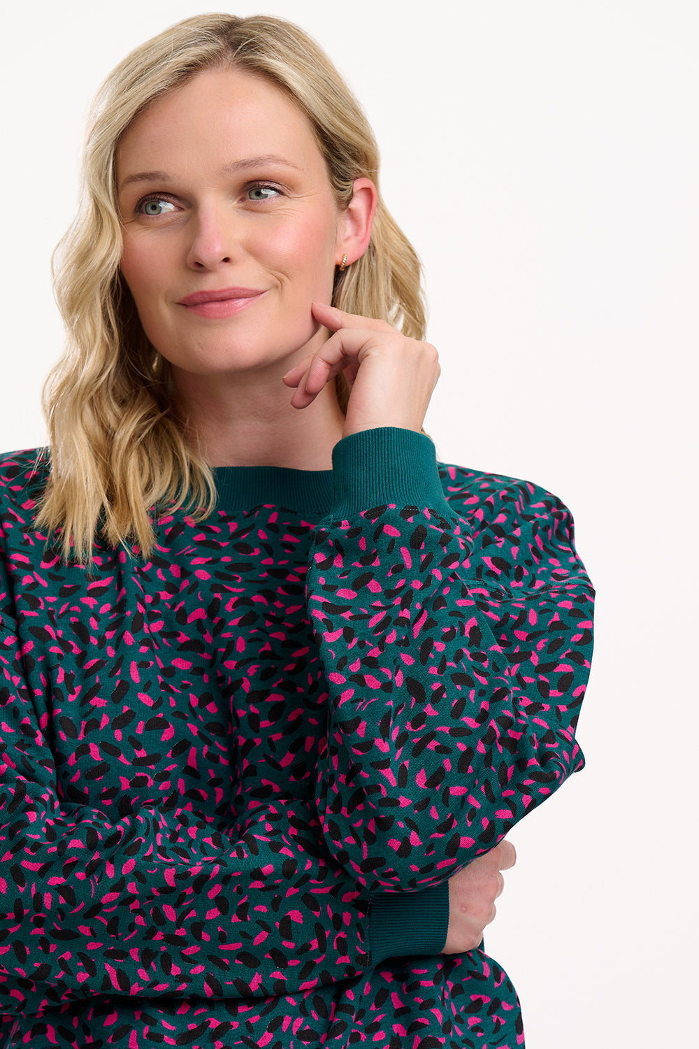 Eadie Relaxed Sweatshirt - Green, Layered Spot