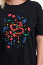Kinsley Relaxed T-shirt - Black/Multi, Snake Floral
